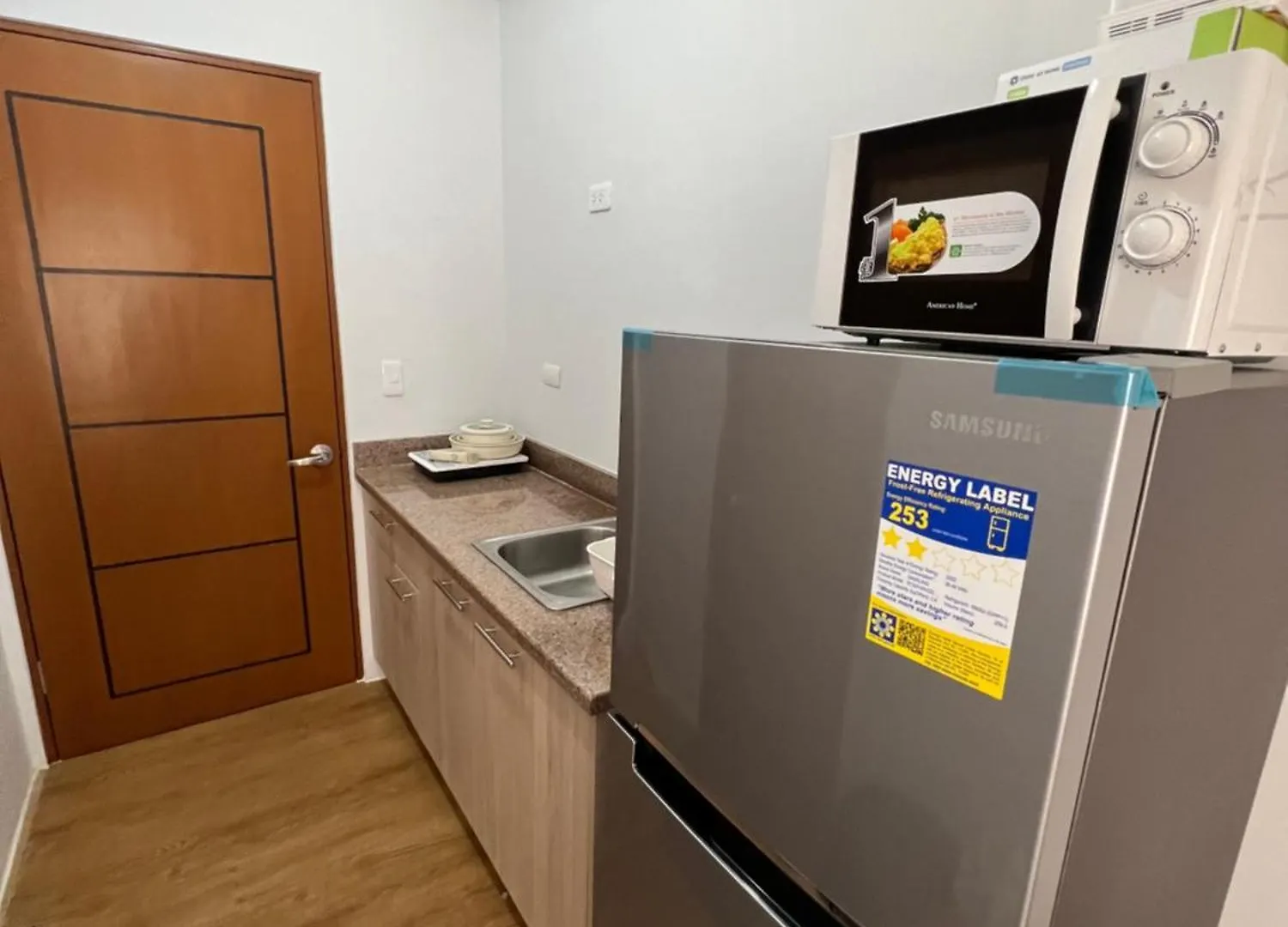 New Mesatierra Studio Unit Smart Condo Davao City Alexa Wifi Netflix Aparthotel