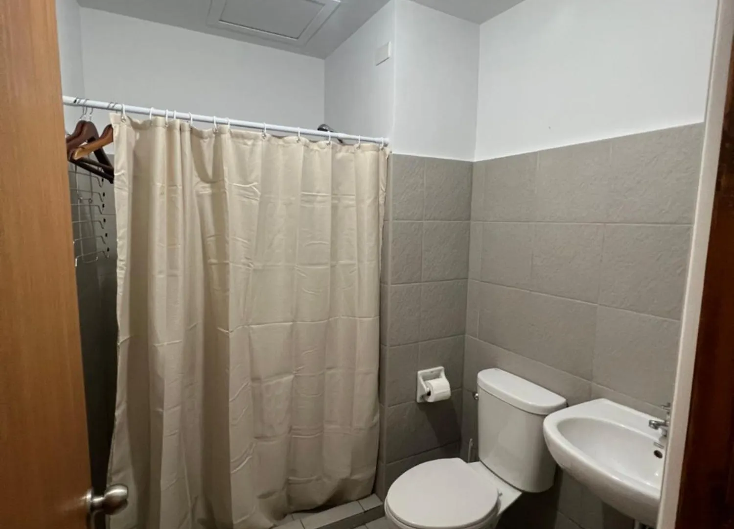 New Mesatierra Studio Unit Smart Condo Davao City Alexa Wifi Netflix Aparthotel